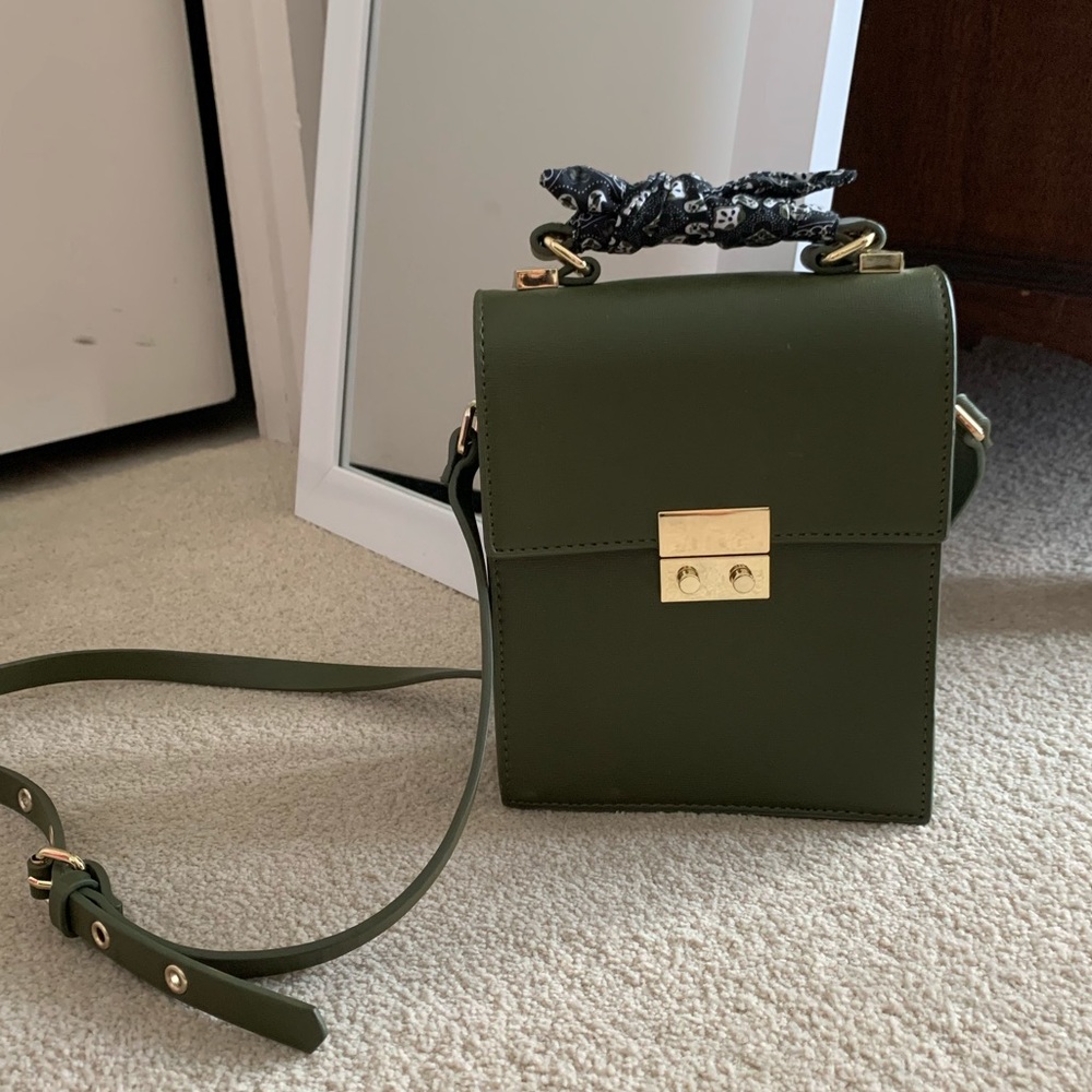 New crossbody